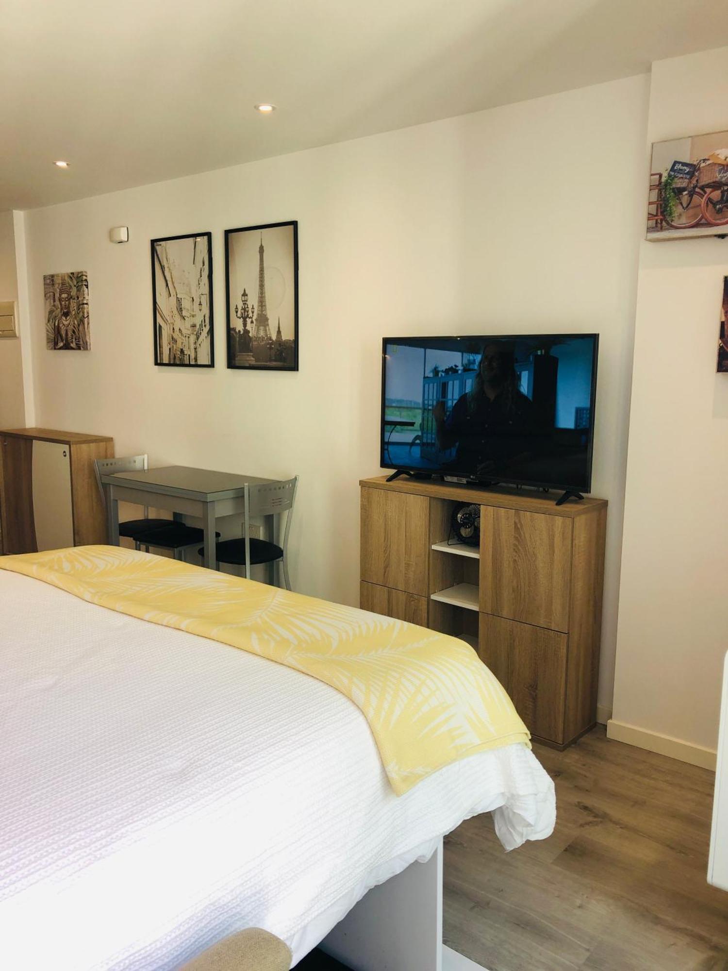 Cp High Floor Luxury Studio Sleeps 3 Gibraltar Exteriér fotografie