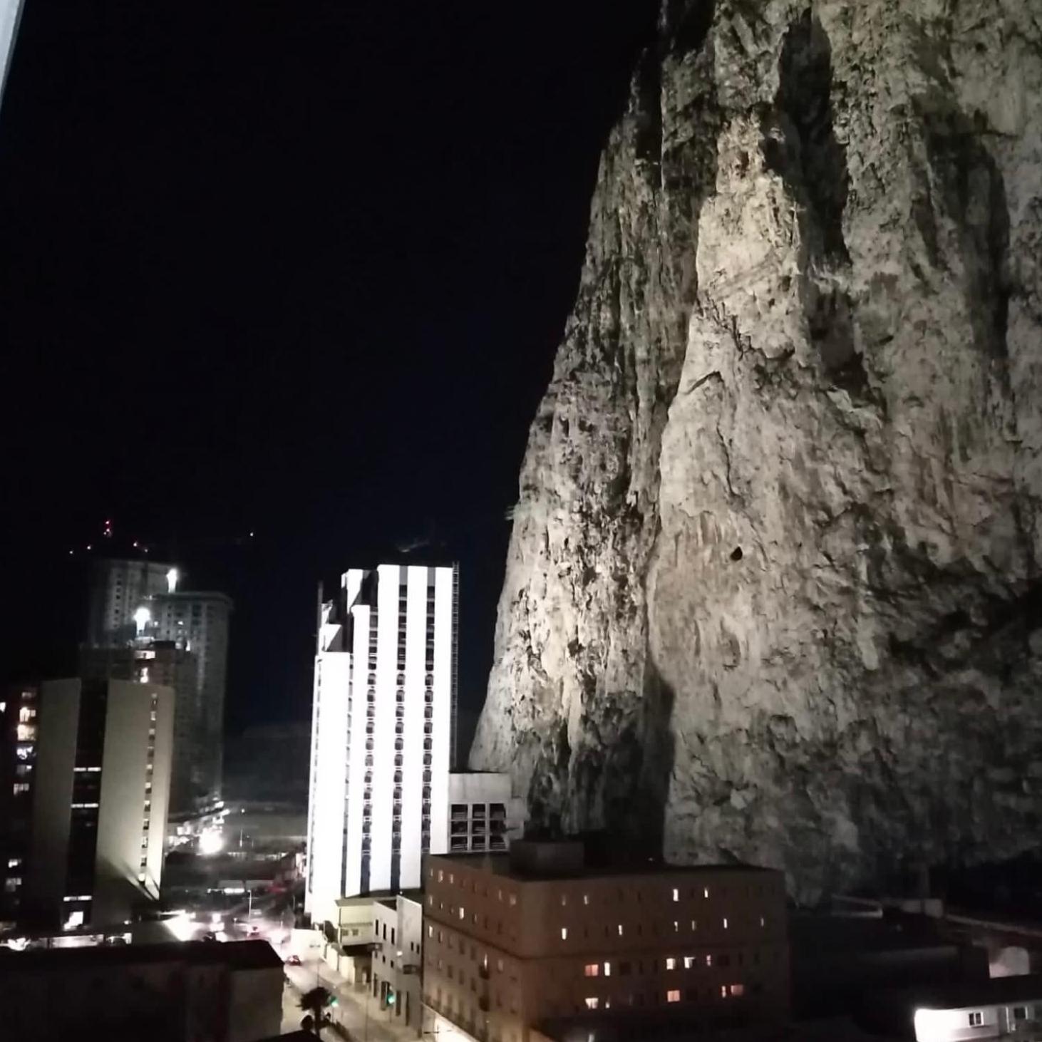 Cp High Floor Luxury Studio Sleeps 3 Gibraltar Exteriér fotografie