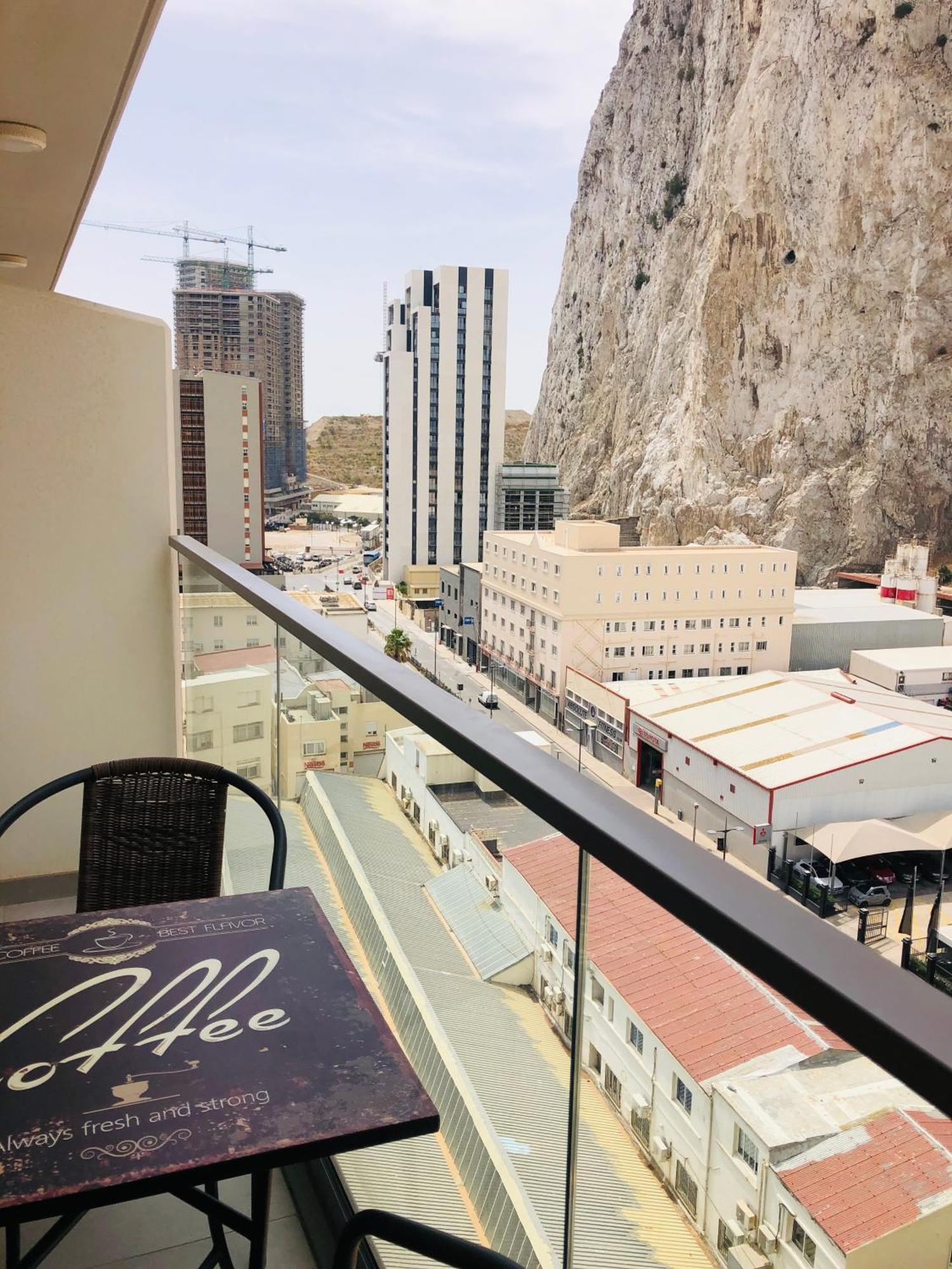 Cp High Floor Luxury Studio Sleeps 3 Gibraltar Exteriér fotografie